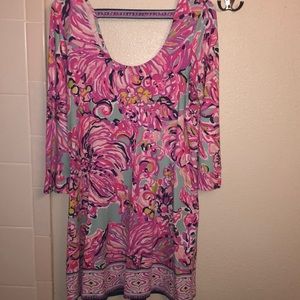 Lilly Pulitzer beautiful dress, size small.